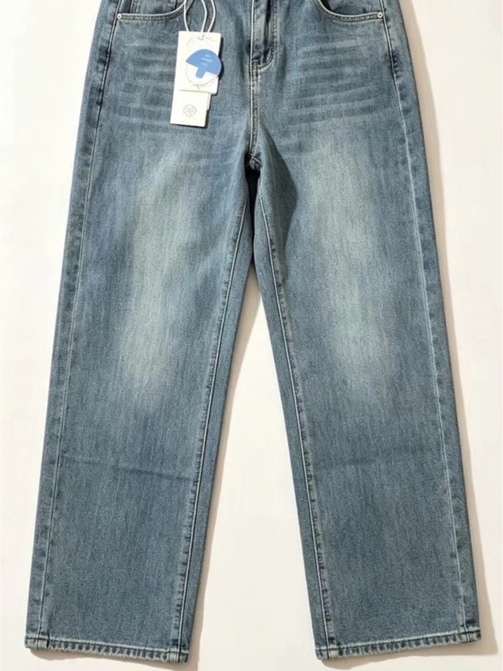 Women Straight Leg Blue Jeans NWT